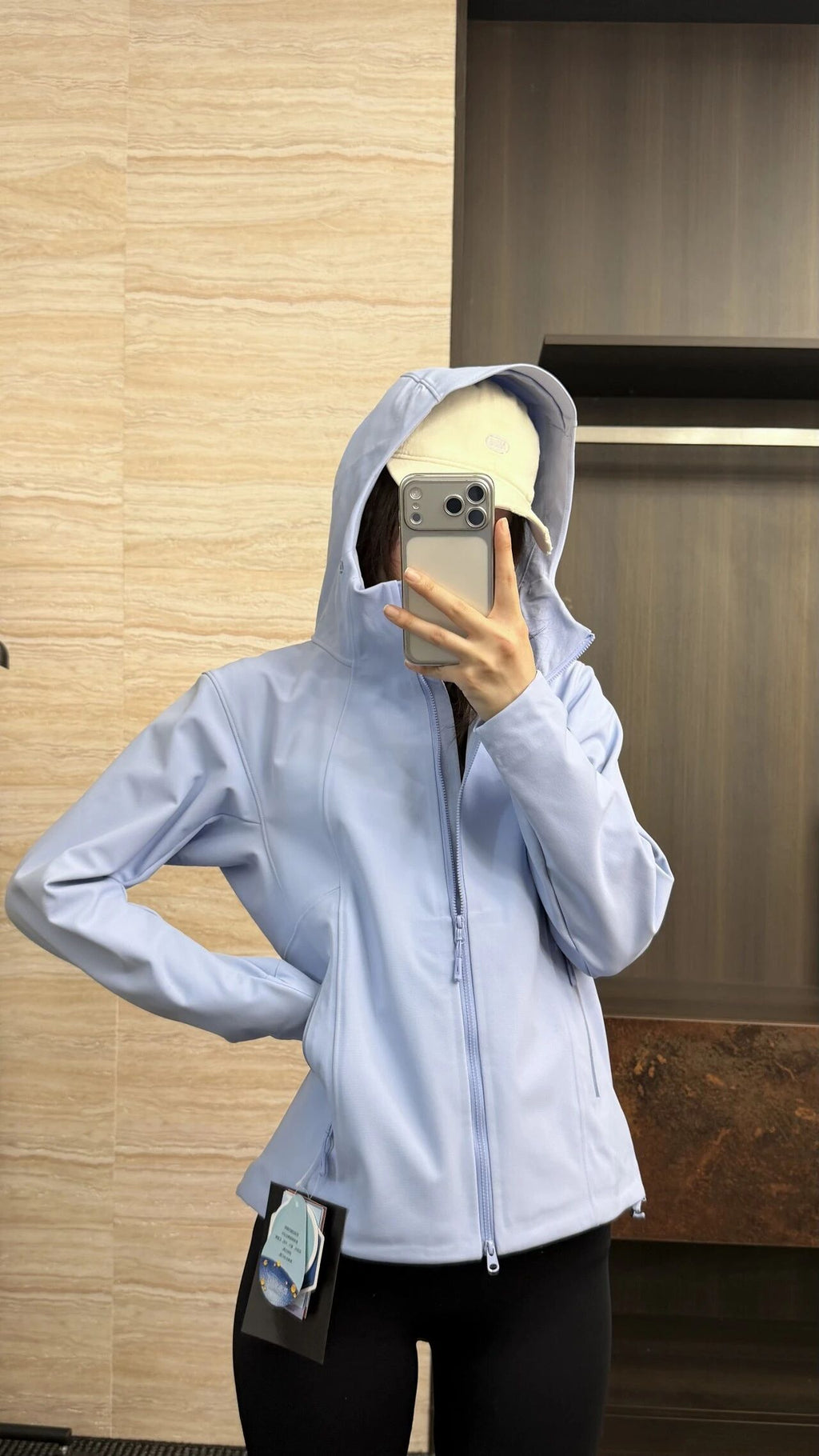 Veste à capuche en shell souple doublée de polaire chaude pour femmes