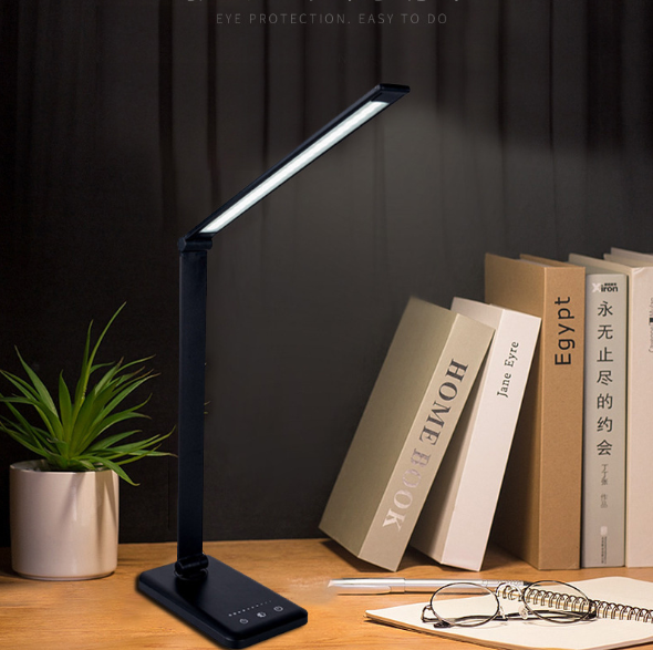 Vente lampe de charge sans fil led lampe de bureau avec USB