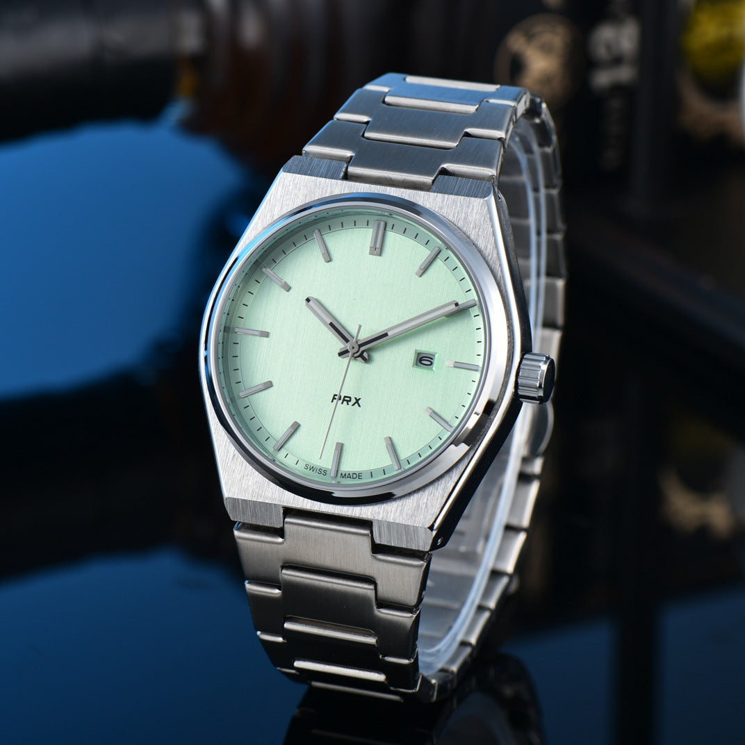 Simple, élégant, et élégant quartz hommes montre avec la bande d'acier