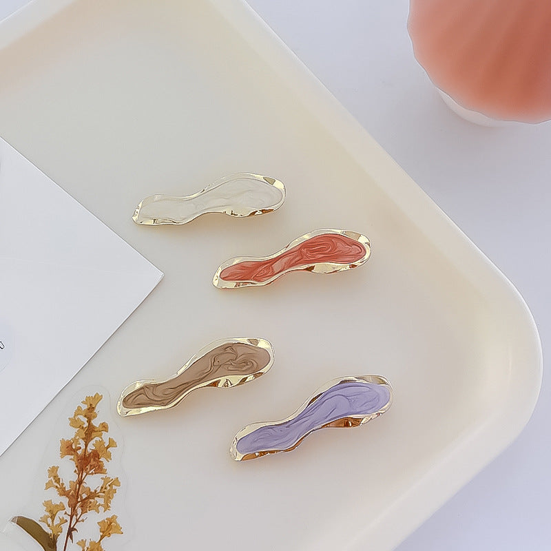 Exquisite retro hairpin