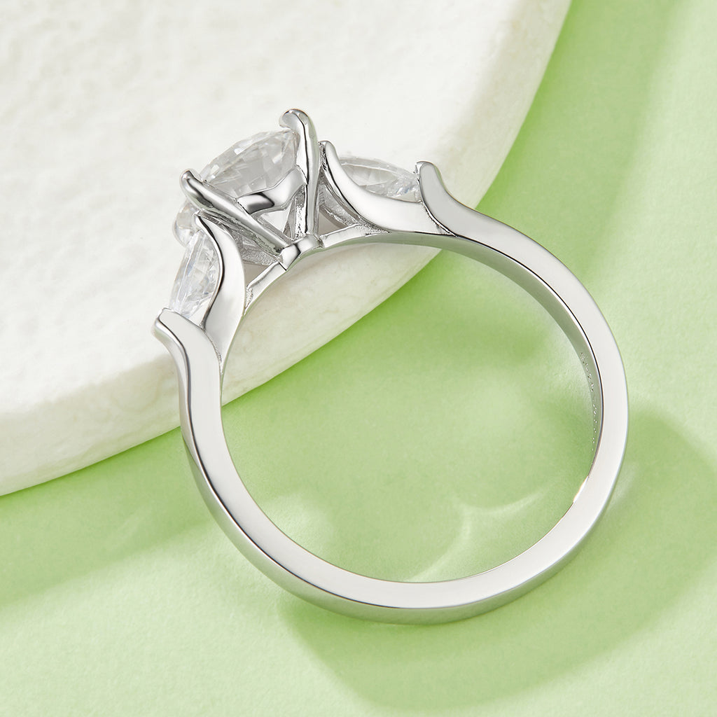 2 Anneau de fiançailles Carat Round Moissanite