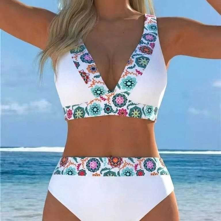 European and American-style Deux-pièces imprimé Patchwork Halter Femmes maillot de bain