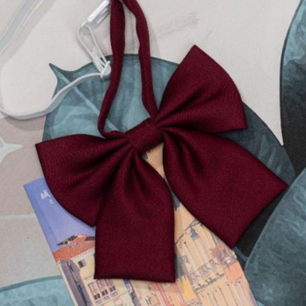 Teinte uniforme d'élève sans nœud de couleur solide