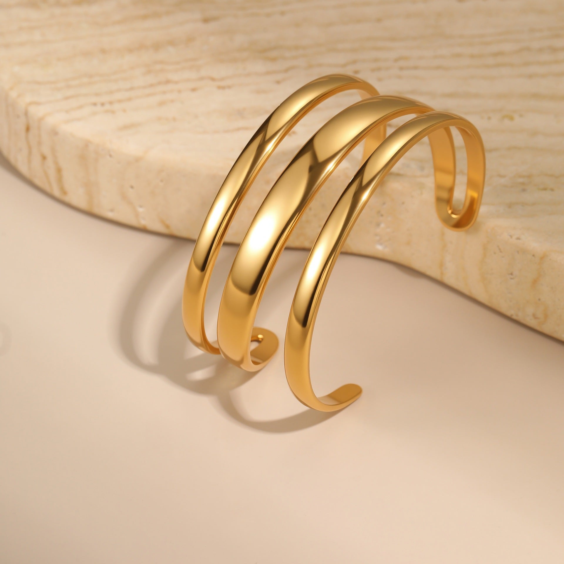 Bracelet d'ouverture simple en acier inoxydable