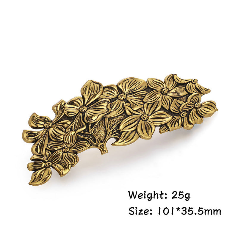 Fille cheveux dos tête scratching accessoires cheveux