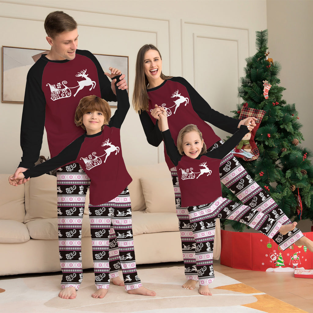 Motif de cerf de mode pour femmes avec rayures Impression de lettre costume de Noël