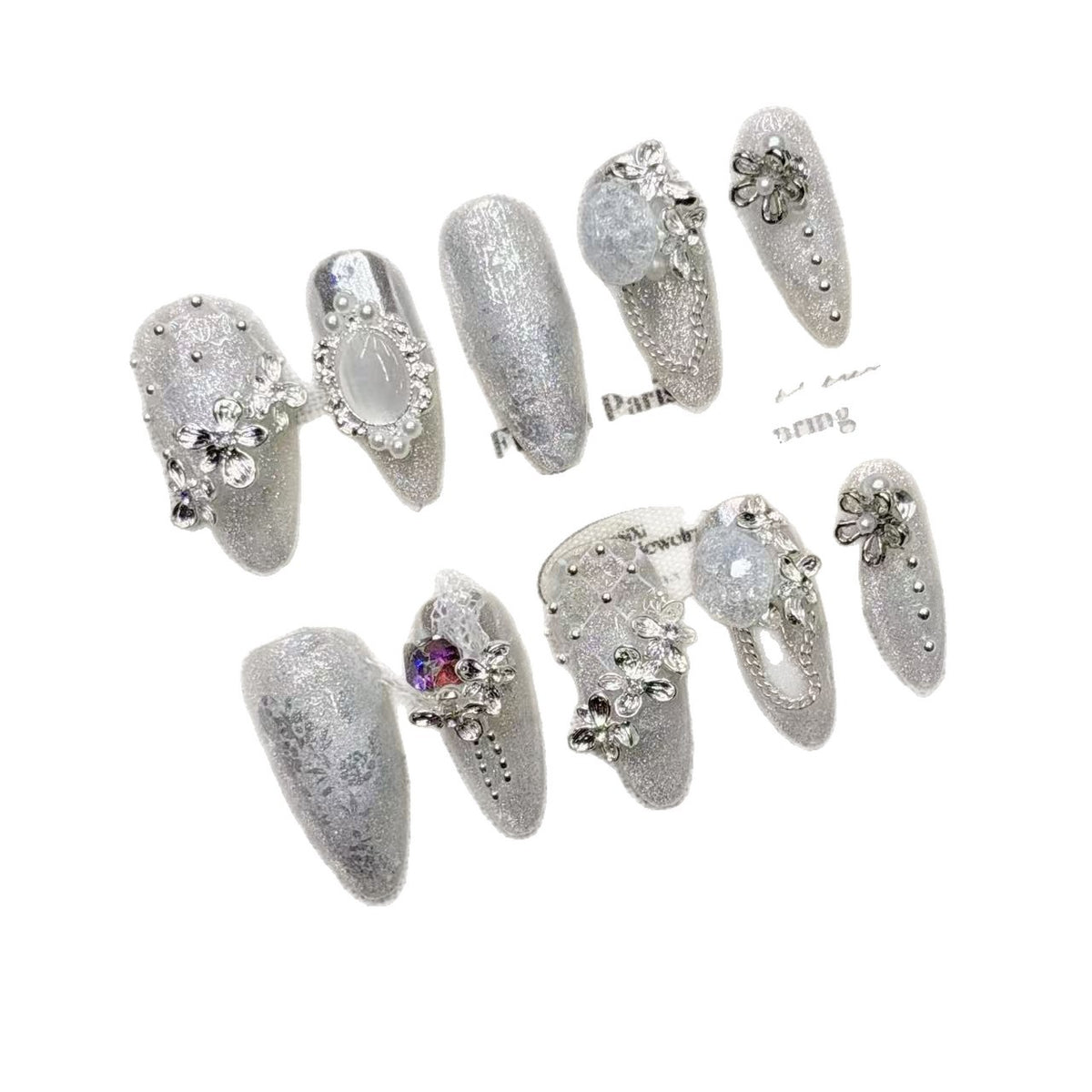 Silver Ice Flower Cat Eye Practical tips for wearing nail art