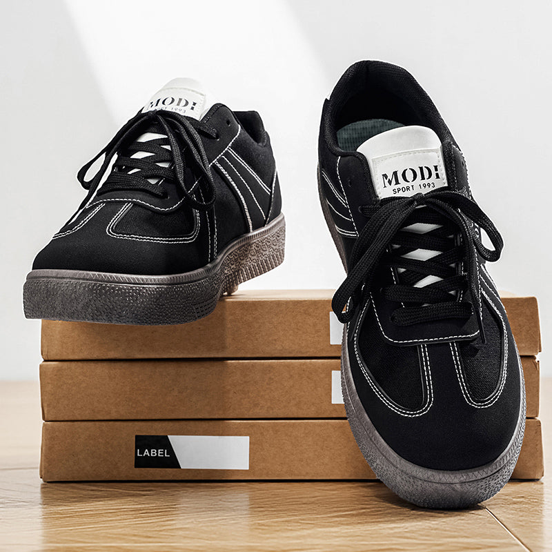 Chaussures d'entraînement rétro de la minorité masculine