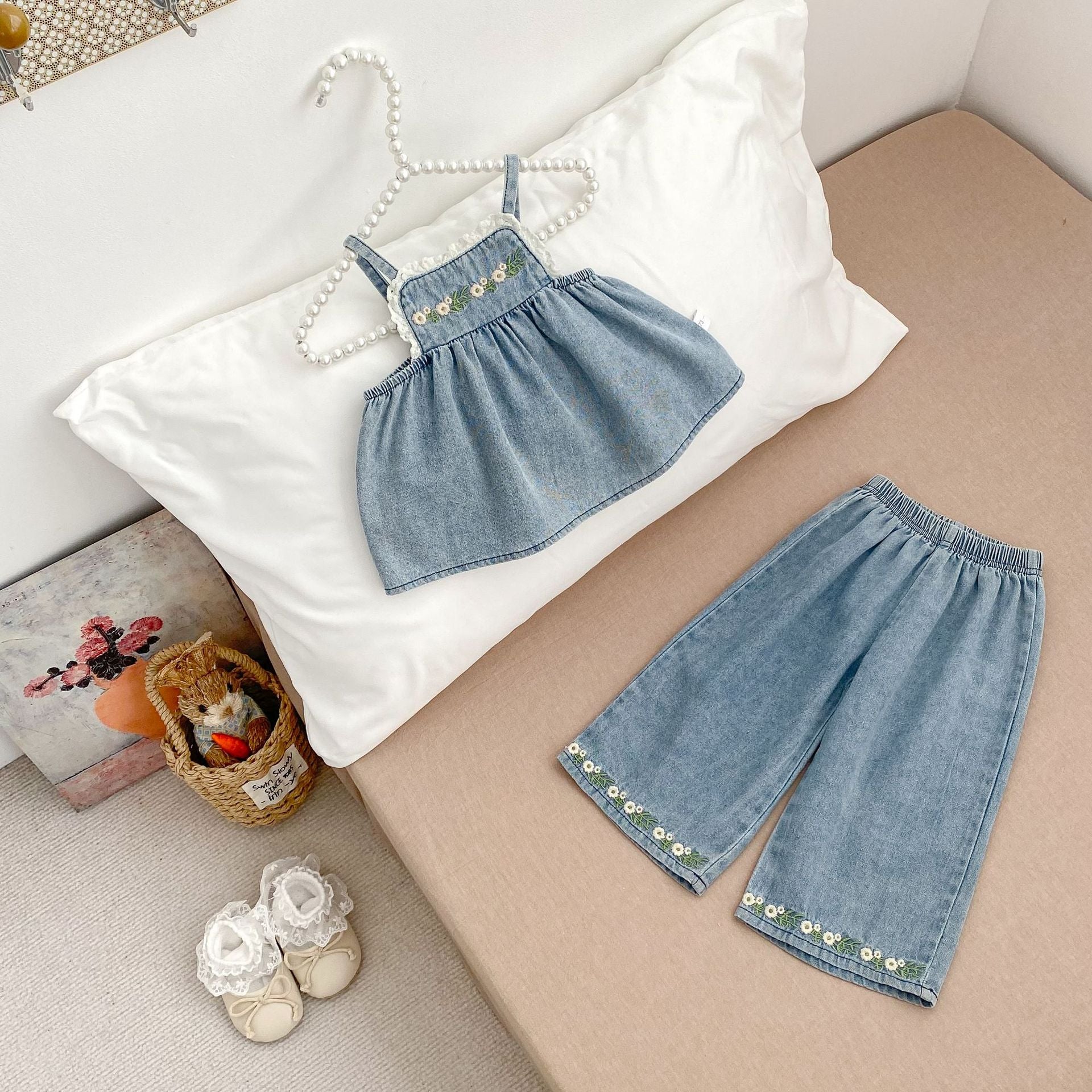 Camisole brodée et pantalons à large jambe Ensemble deux pièces pour filles
