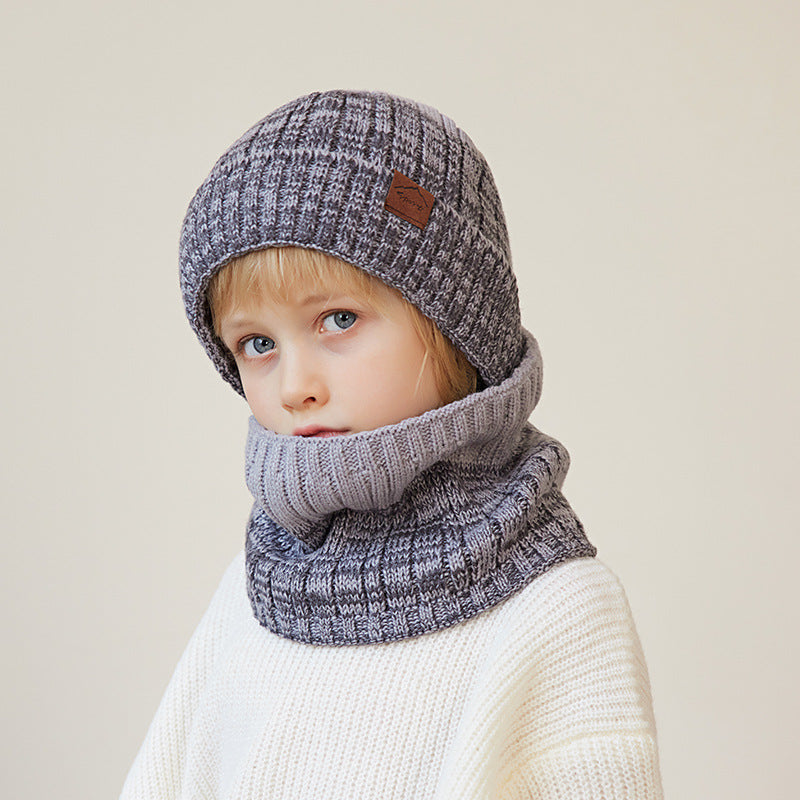 Capuche en laine tricotée pour enfants