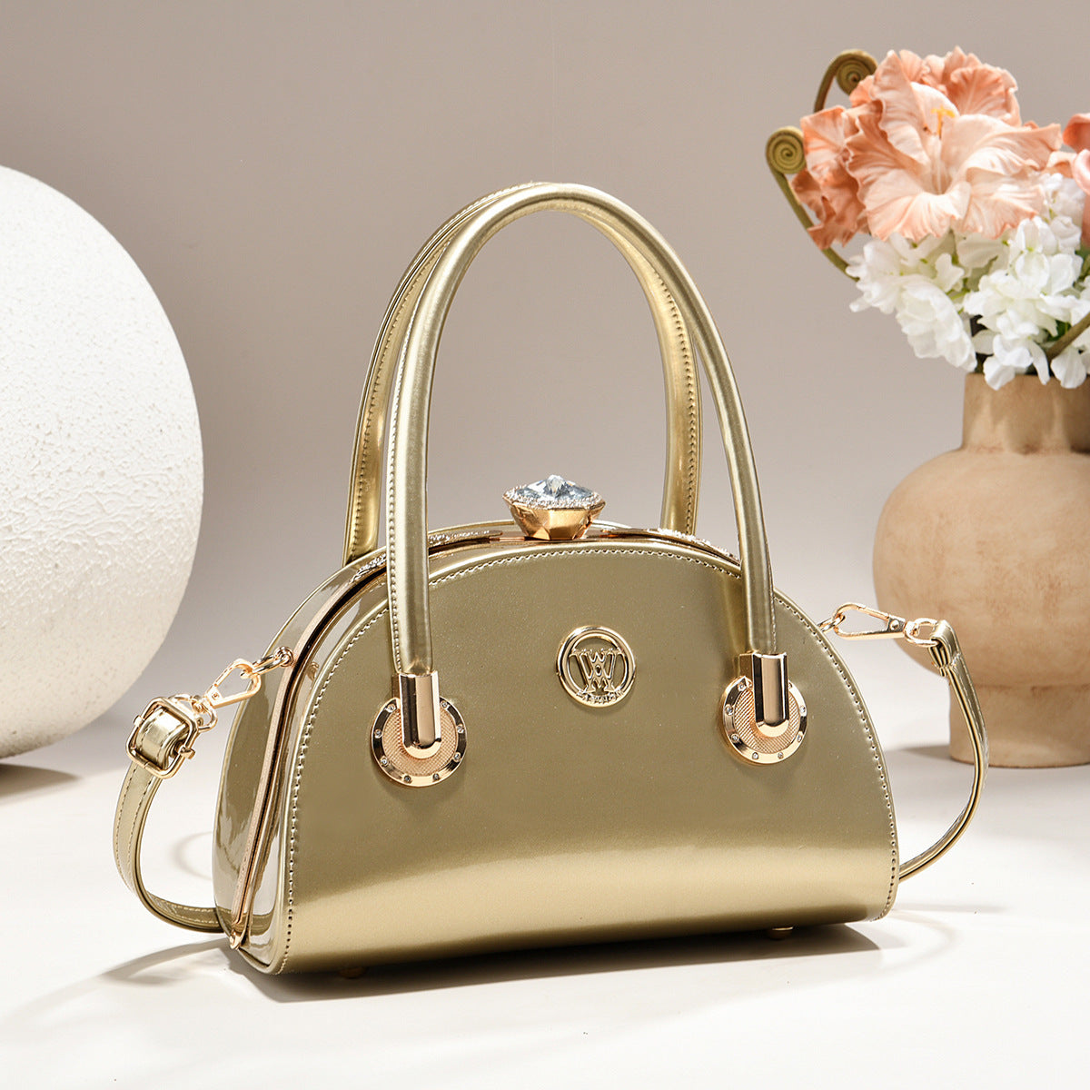 Sac à main en or pour femmes Sac shell en cuir brillant léger