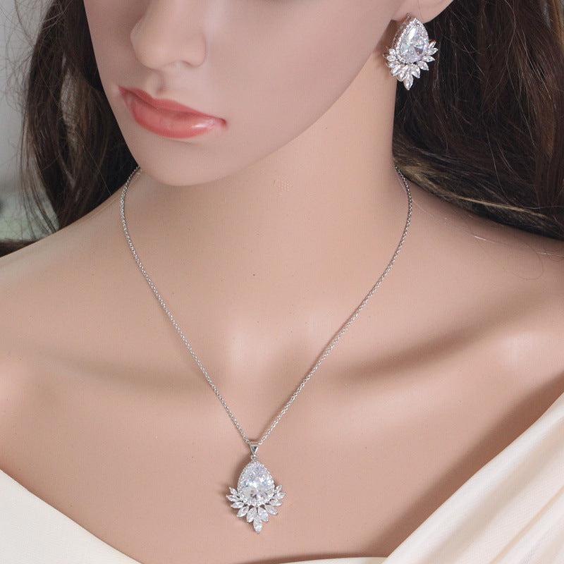 Chaîne de bijoux AAA