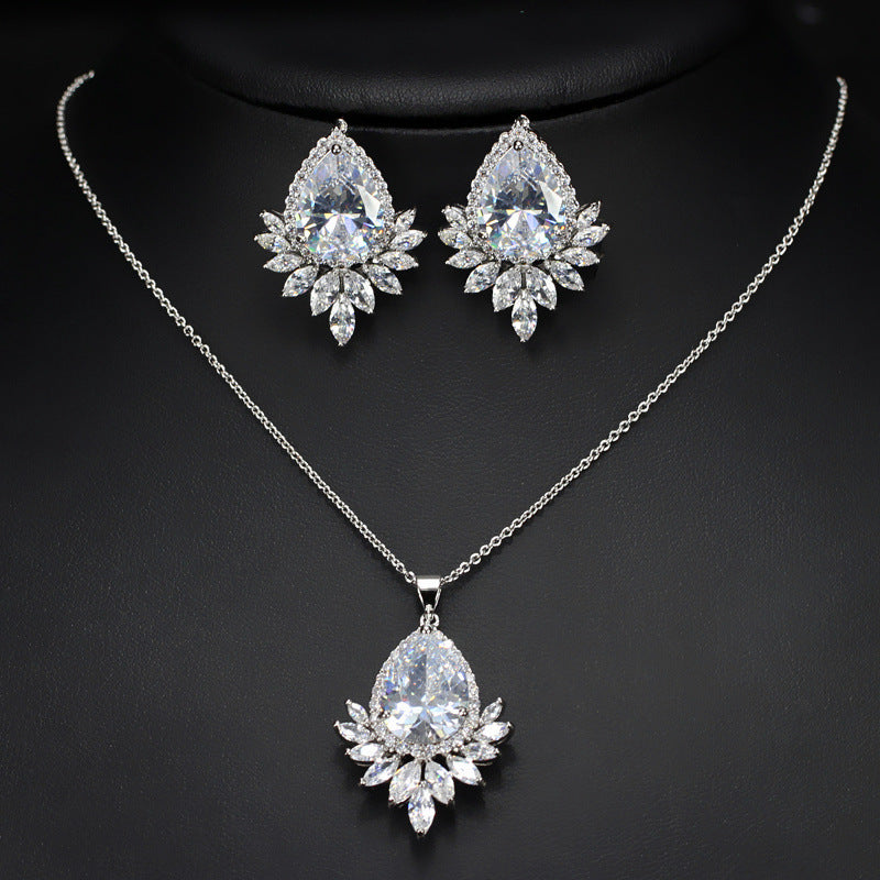 Chaîne de bijoux AAA