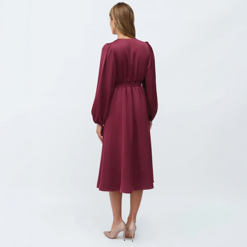 Women's long-sleeved dress