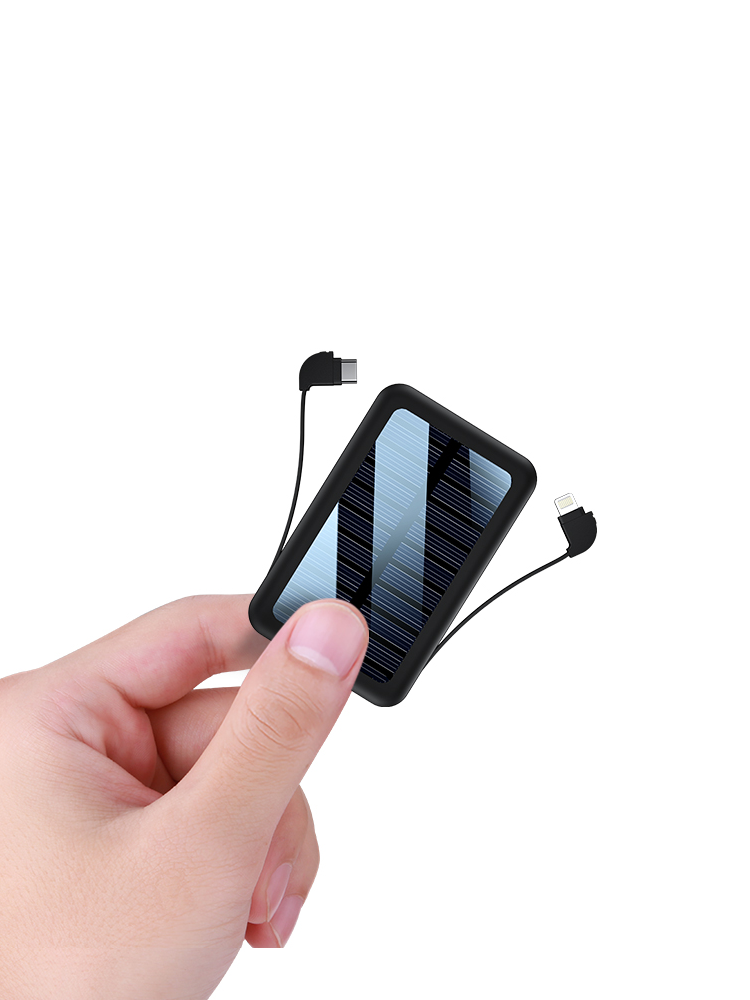 Banque solaire de grande capacité portable ultra-mince