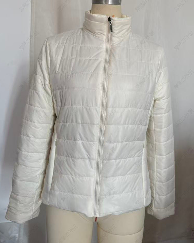 Coton à capuche chaud de longueur moyenne pour femmes en lambswool