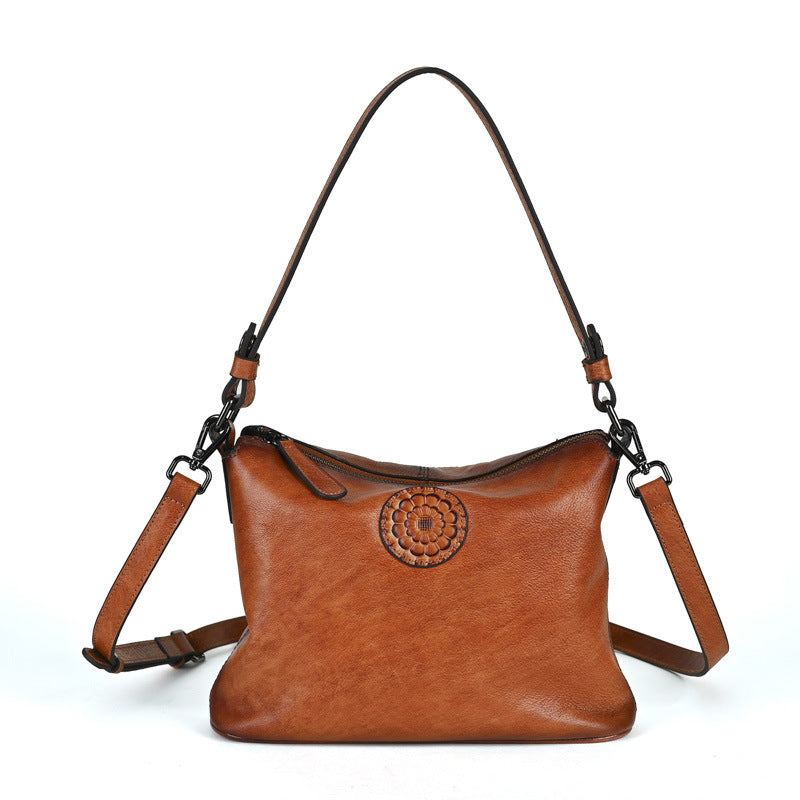 Vieilles femmes en cuir plein grain sac croisé