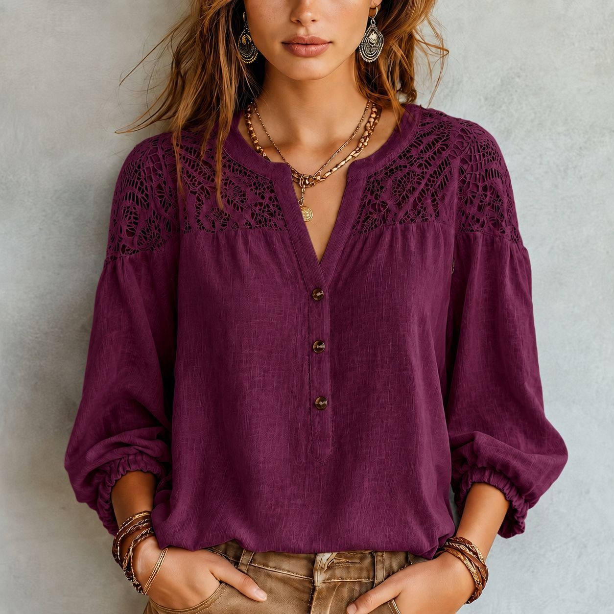 Blouse de dentelle brodée de style français pour femmes
