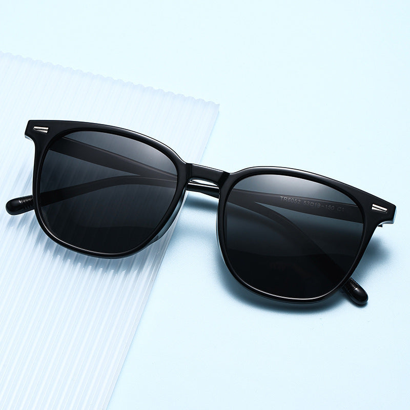 Lunettes de soleil carrées d'arrivée
