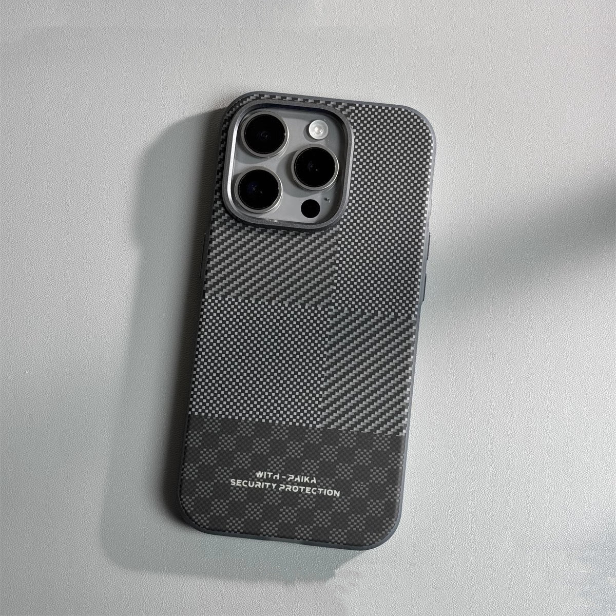 Couverture de protection anti-dérapante pour téléphone portable en fibre de carbone