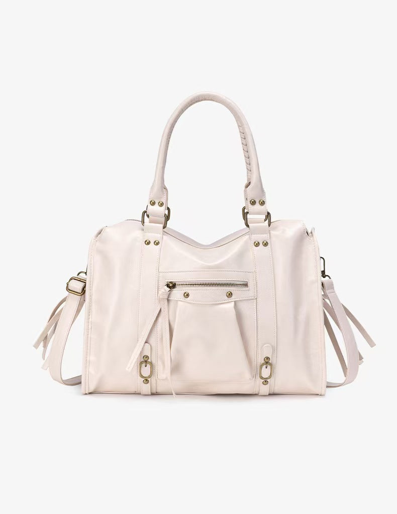 Millennial-style Fringed Tote Grande-capacité Vintage Studded bandoulière sac
