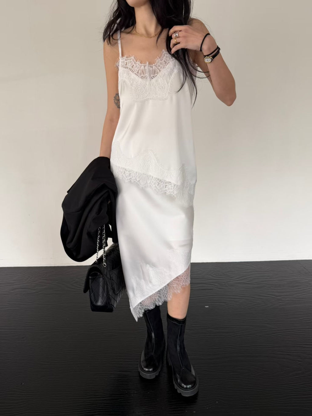 Dentelle polyvalente et satin Chic Asymétrique Slip Camisole