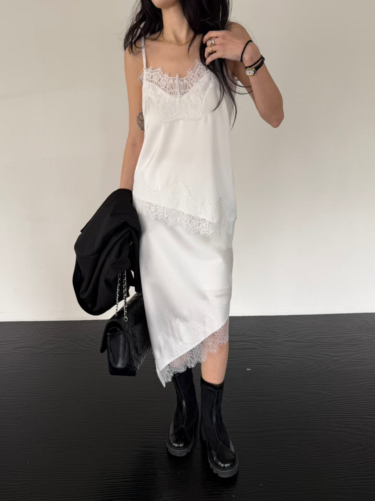 Dentelle polyvalente et satin Chic Asymétrique Slip Camisole