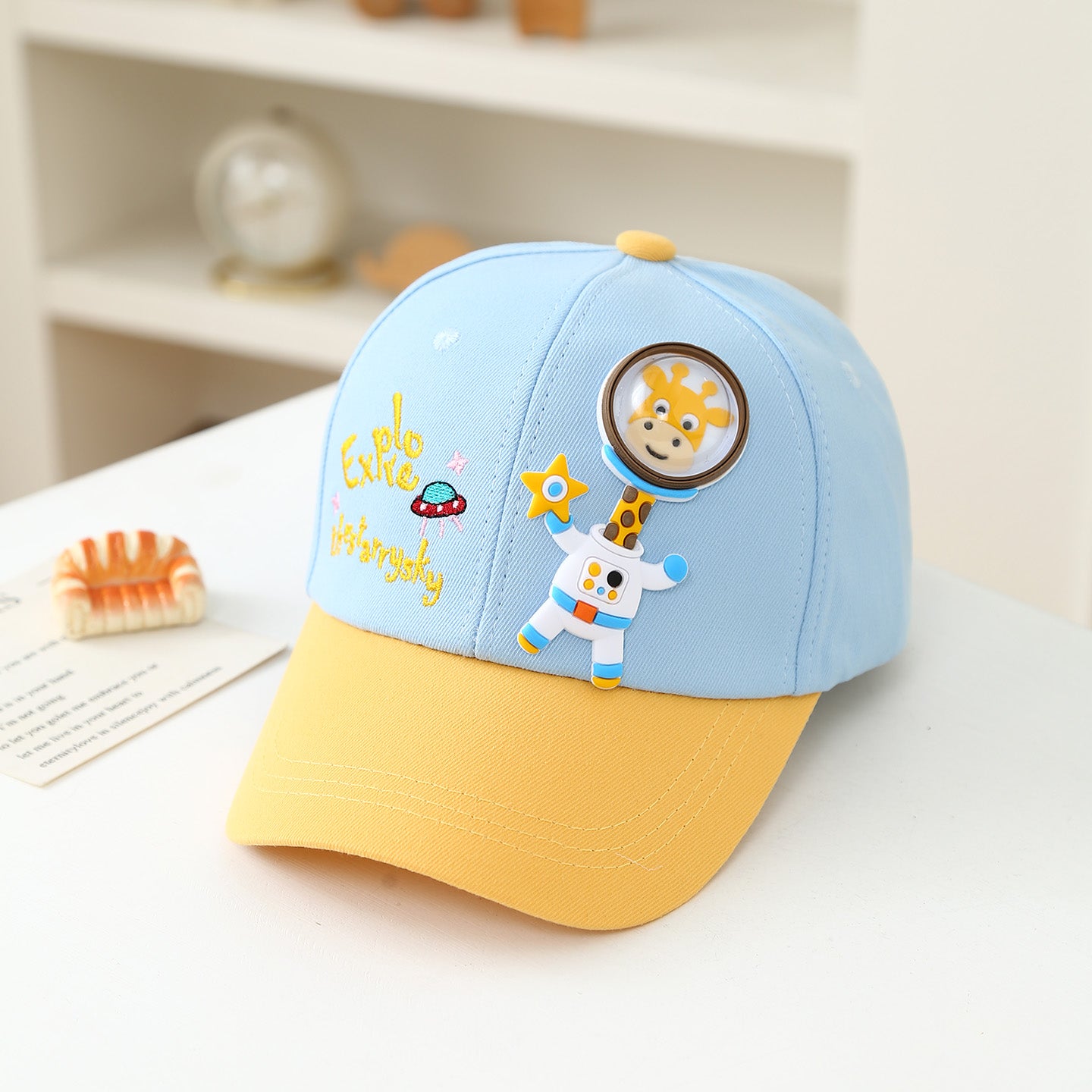 Printemps et été L'espace pour enfants Giraffe multicolore mignon et fashionable Casquette de baseball F