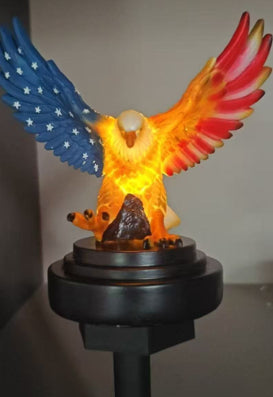 Solar American Flag Eagle Garden Statue de résine