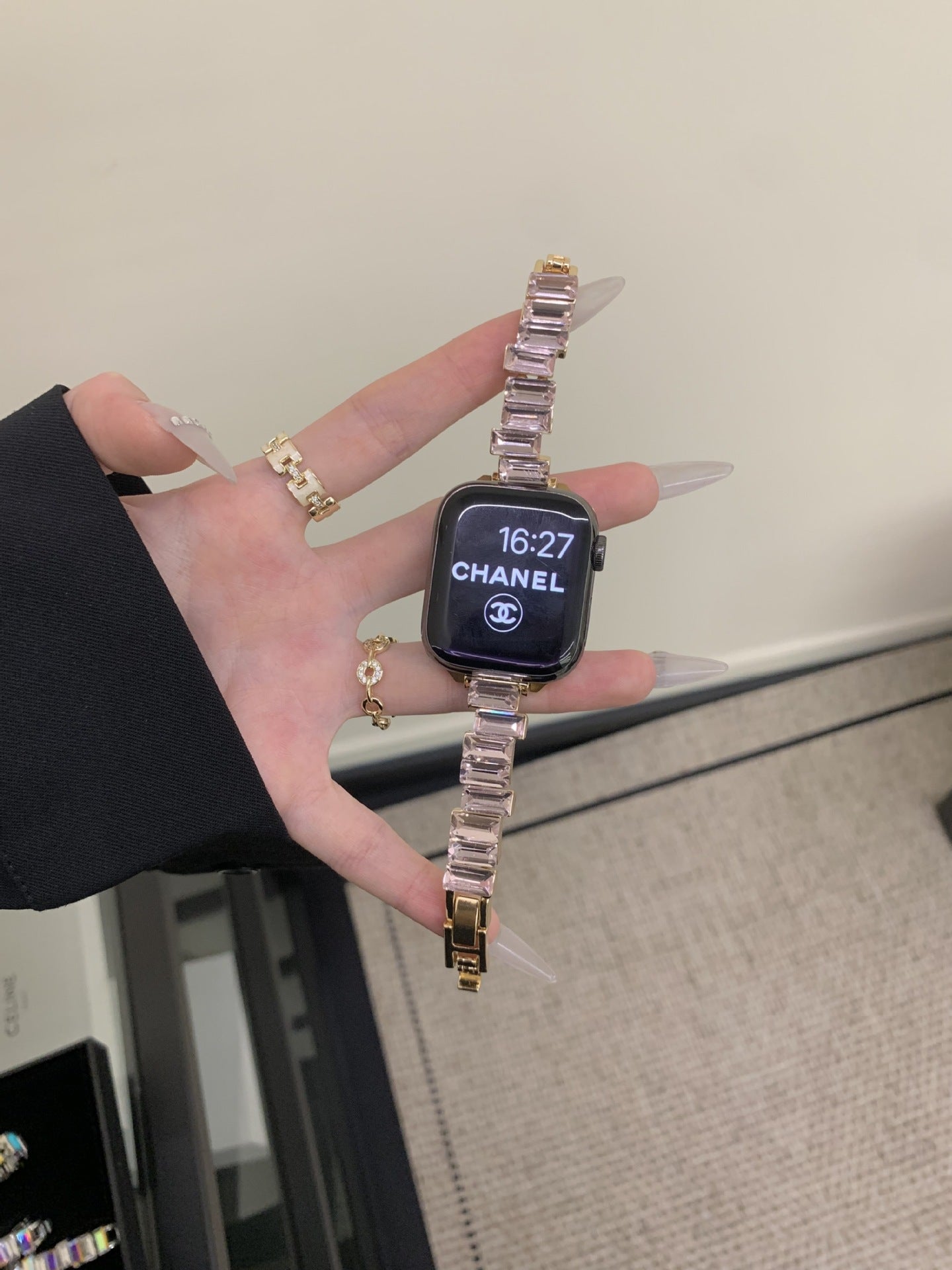 Bracelet de montre en métal pour les femmes