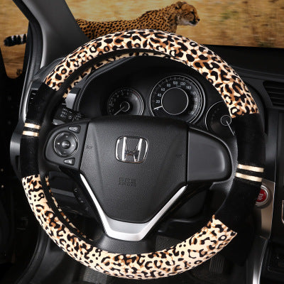 Le volant en peluche d'hiver couvre le grain Leopard