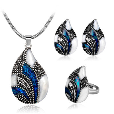 Ensemble de bijoux à goutte d'eau
