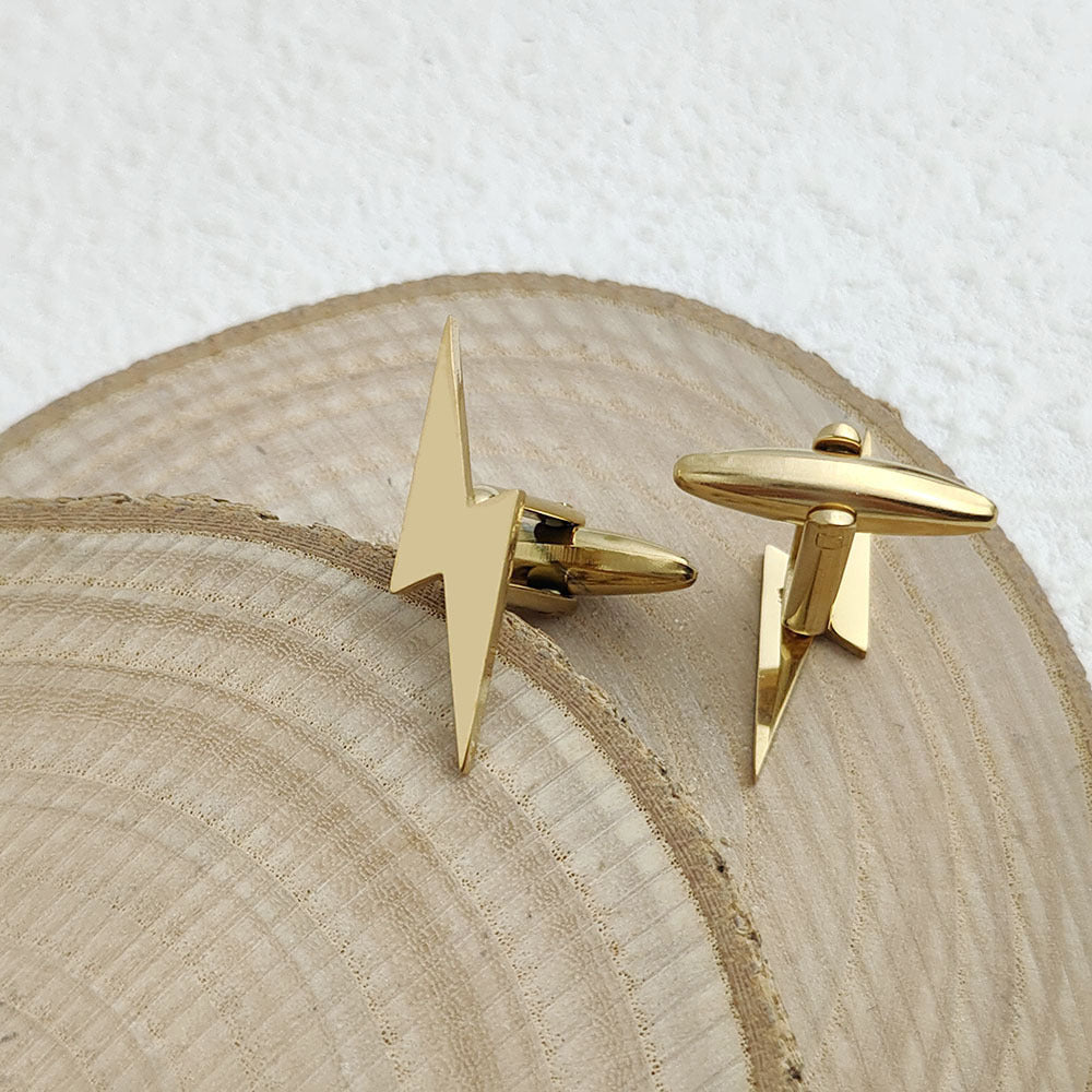 Broch plat en forme de foudre
