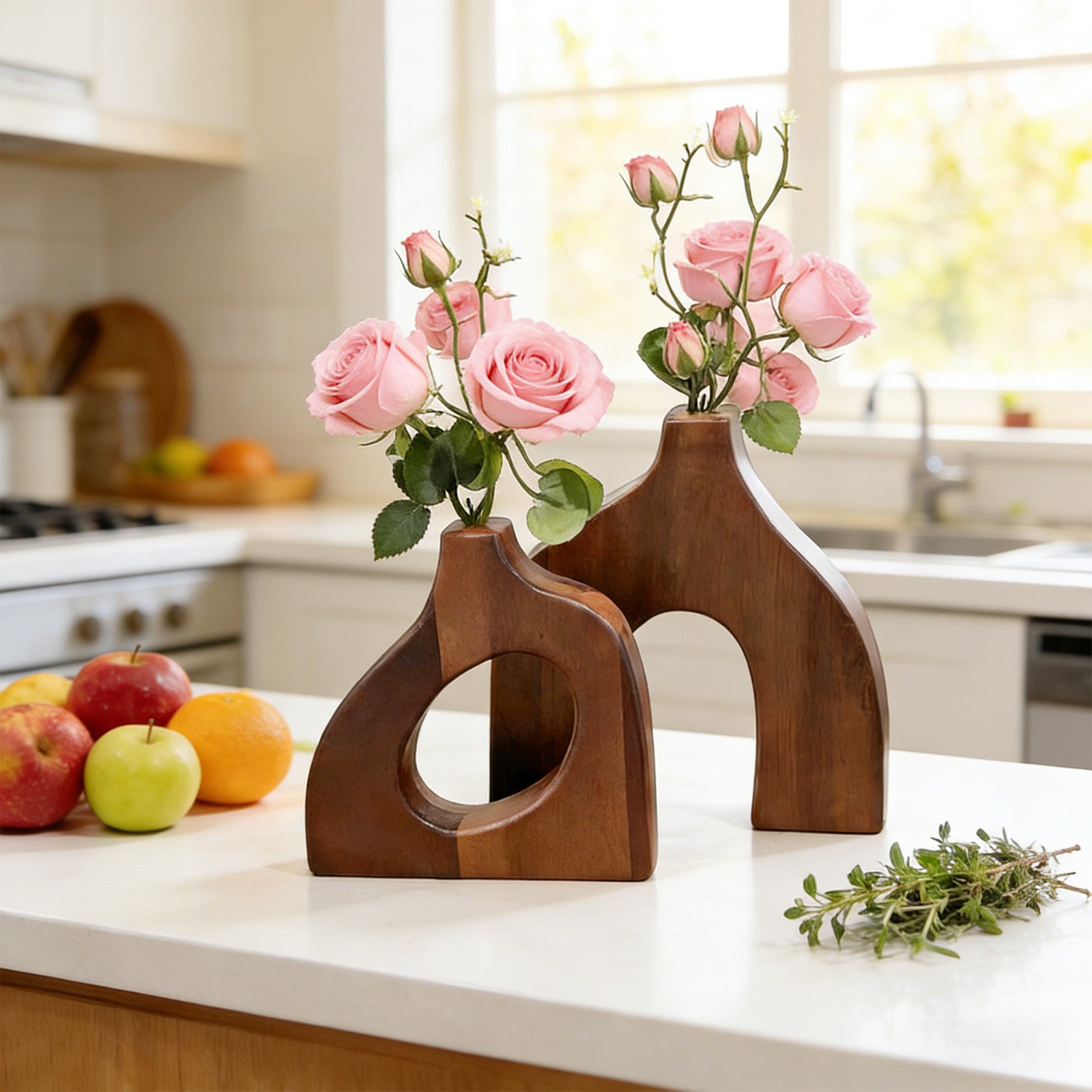 Ensemble de 2 vases en bois décoratif