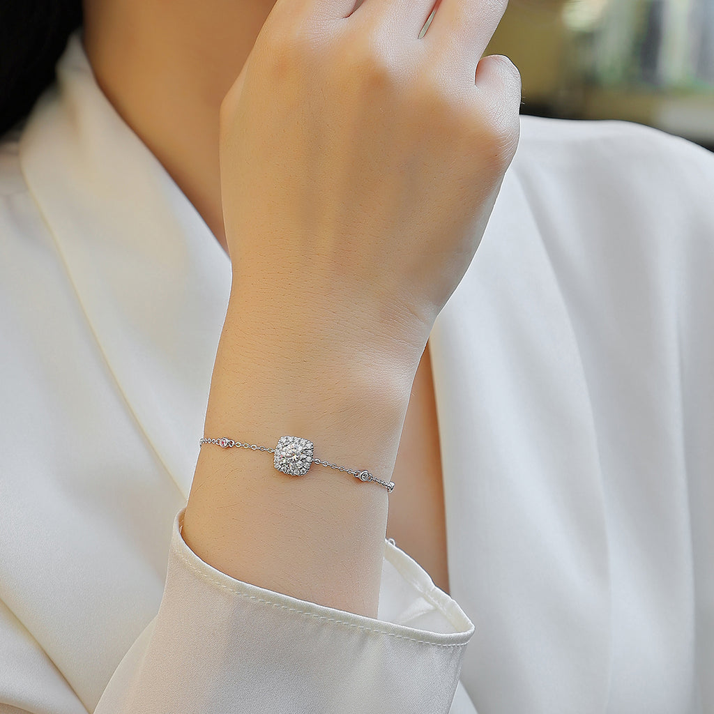 S925 Argent 2.2g 1ct Bracelet en halo moissanite