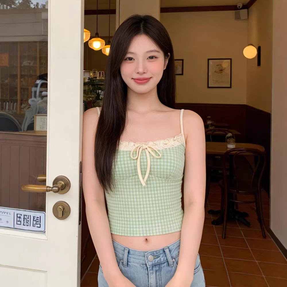 Versatile casual lace cut