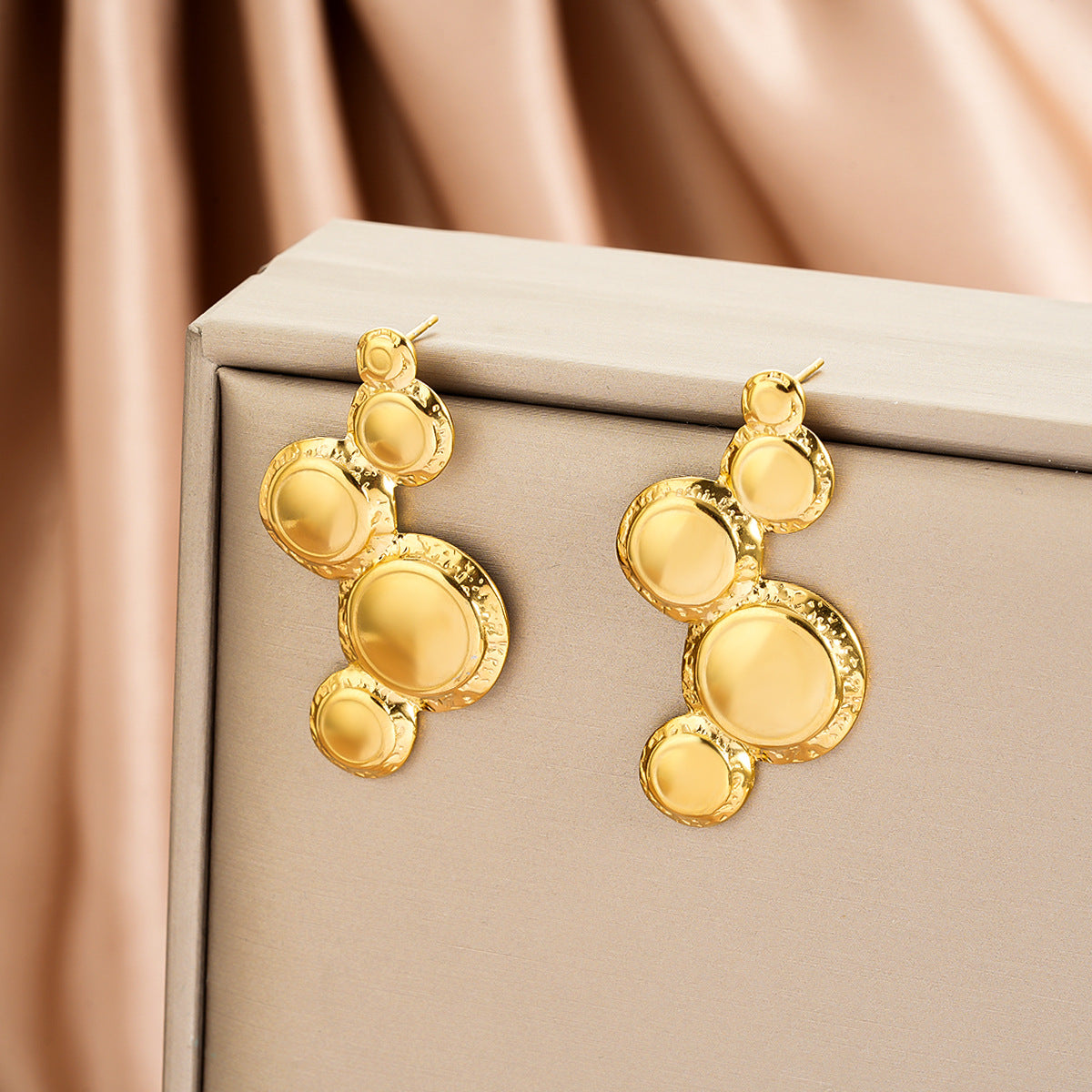 Exclusive pour l'Europe et les États-Unis Boucles d'oreilles Bohemian Diamond Round Cross Flower