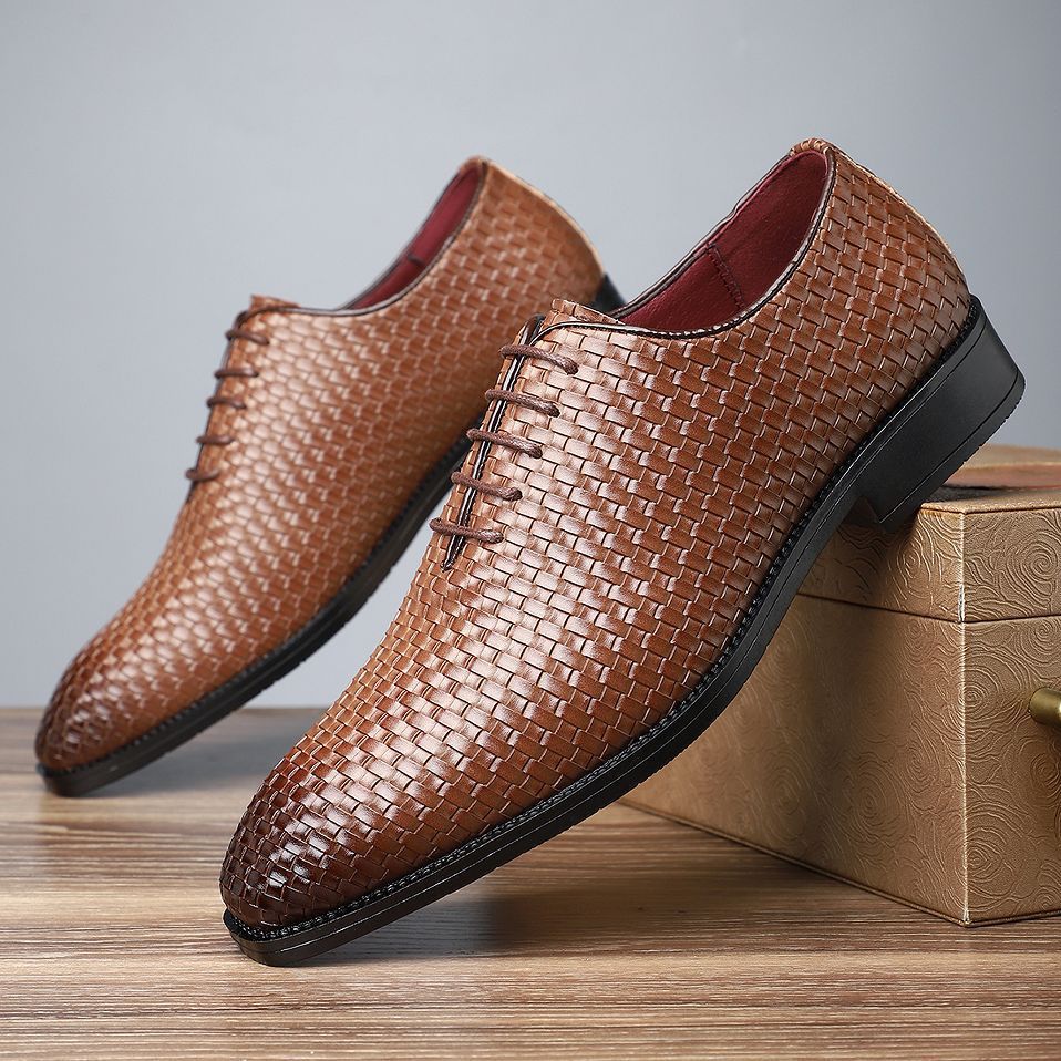 Chaussures en cuir vintage en dentelle style britannique