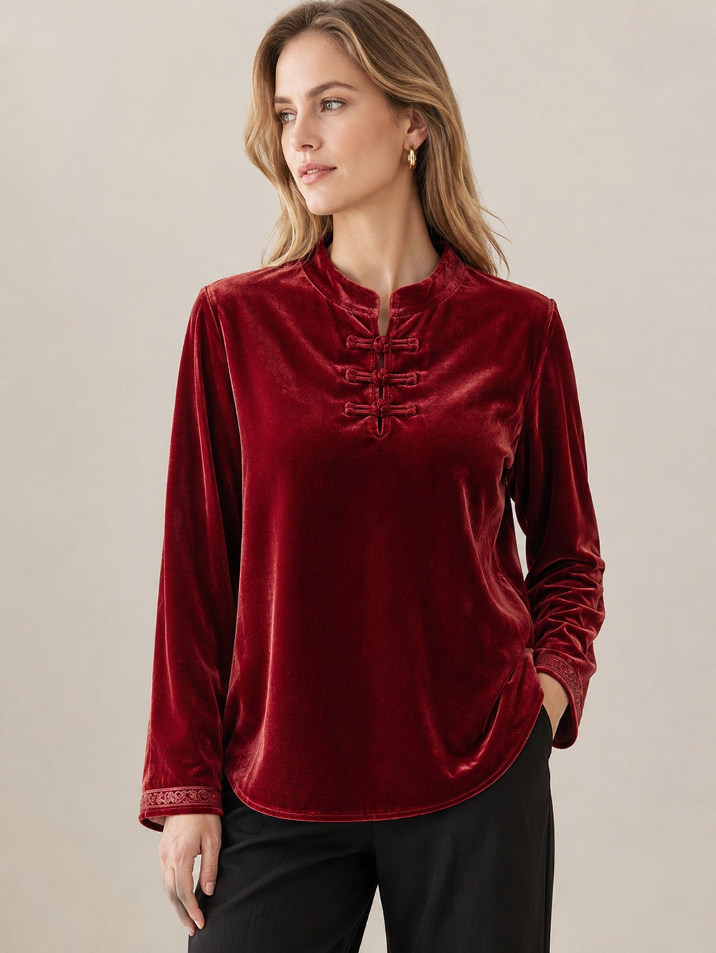 Sexy long-sleeved velvet top