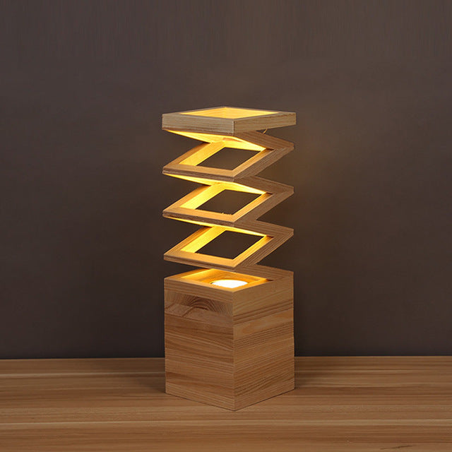 Lampe de table en bois massif créatif