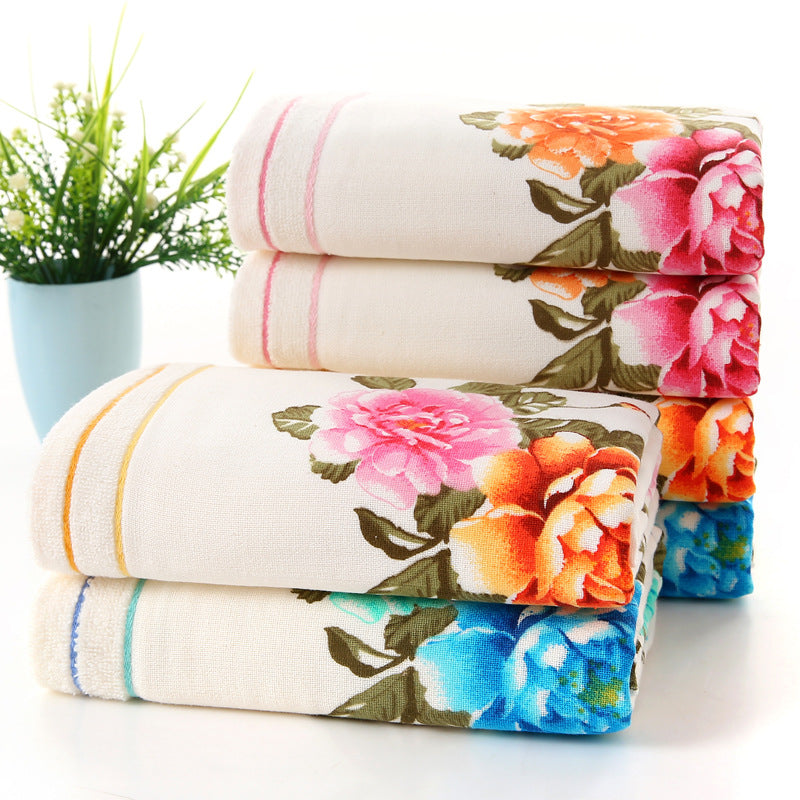 Serviette en tissu bicolore imprimée avec des fleurs de pivoine