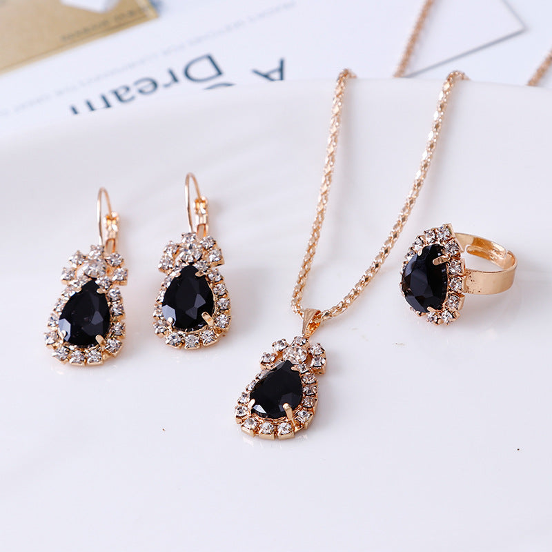 Boucles d'oreilles collier en strass à goutte d'eau