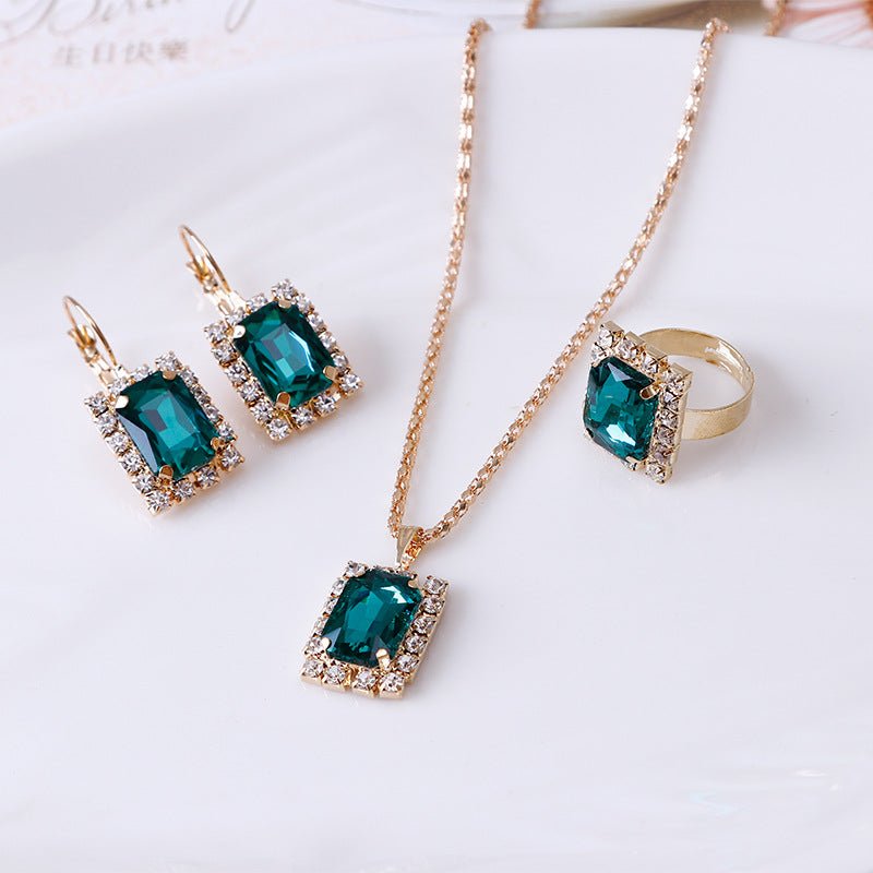 Collier en cristal boucle d'oreille anneau trois pièces