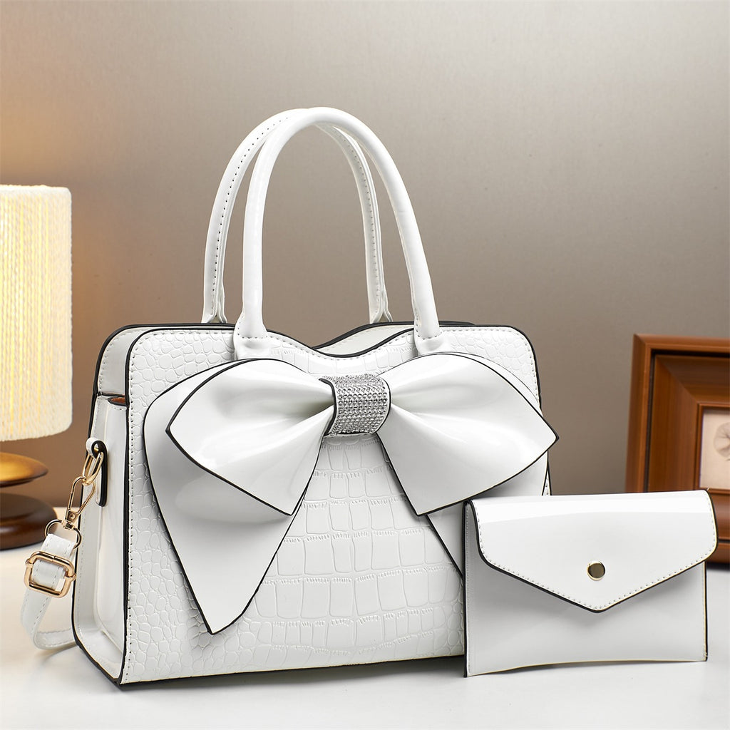 Sac à seau en cuir verni en cuir brillant à l'impression de crocodile
