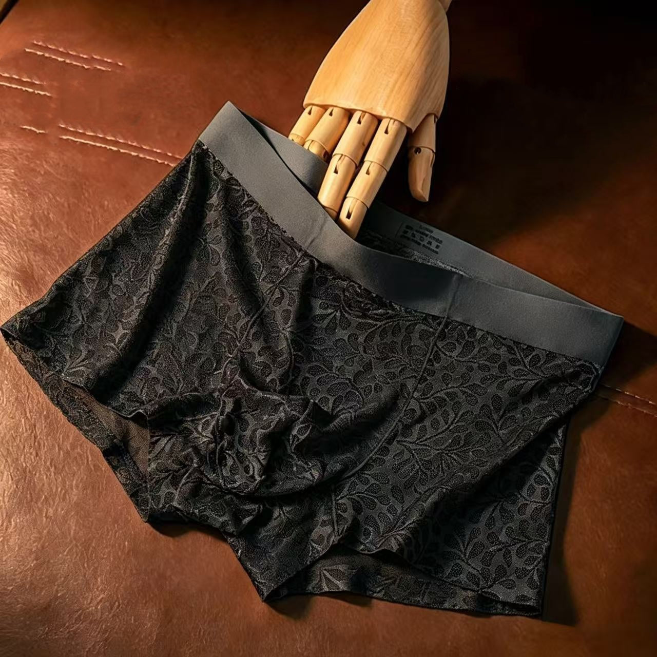 Sans couture Ice-silk Hommes Sous-vêtements Bare-feel Dentelle Sexy