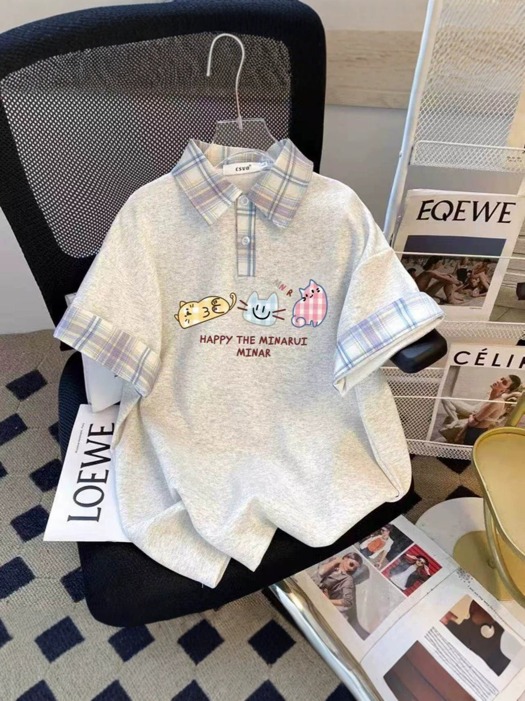 Imprime-lettre mignon à trois chats à manches courtes Plaid Loose-fit Trendy Top style Preppy