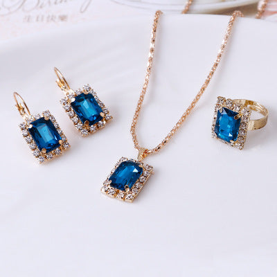 Collier en cristal boucle d'oreille anneau trois pièces