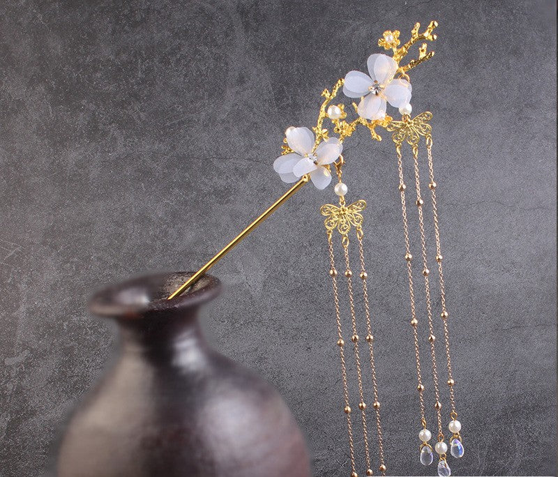 Ancien style Hair Accessoires Hanfu Plum Blossom Branche Tassel Hairpin White Flower Drill