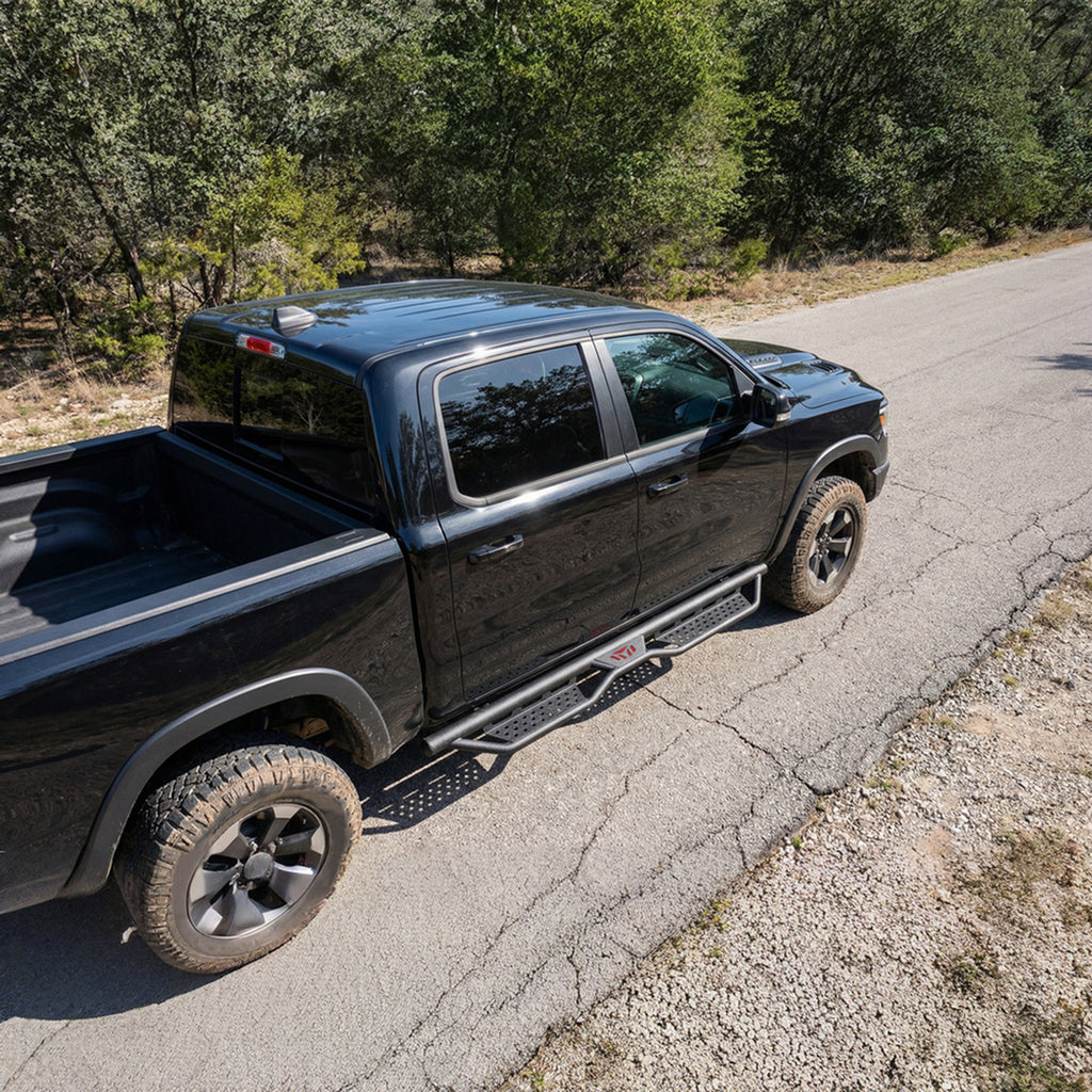 Planches de course compatibles avec Dodge Ram 1500 Body Crew Cab 2019