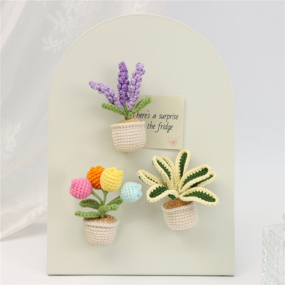 Crochet fait main Pot d'ornement Ensemble de trois pièces avec lavande Tulip foliage plante doux Ya